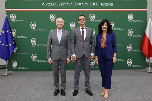  Rektor-Komendant WSSG z przedstawicielami Polskiej Wytwórni Papierów Wartościowych