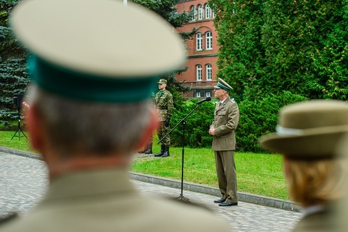 Rektor-Komendant WSSG podczas przemówienia
