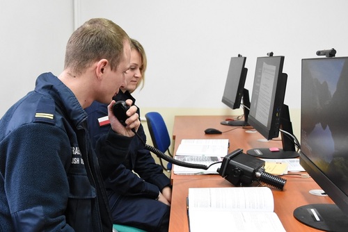 Funkcjonariusze SG podczas szkolenia Funkcjonariusze SG podczas szkolenia