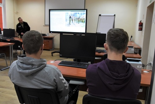 Studenci Politechniki Koszalińskiej podczas wizyty w WSSG Studenci Politechniki Koszalińskiej podczas wizyty w WSSG