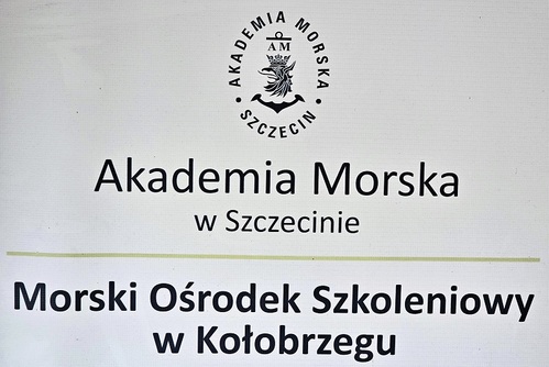 Tabliczka z Akademii Morskiej Tabliczka z Akademii Morskiej