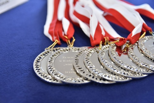 Medale dla laureatów Konkursu wiedzy o Straży Granicznej Medale dla laureatów Konkursu wiedzy o Straży Granicznej