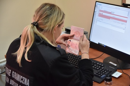 Słuchacze WSSG podczas egzaminu praktycznego Słuchacze WSSG podczas egzaminu praktycznego