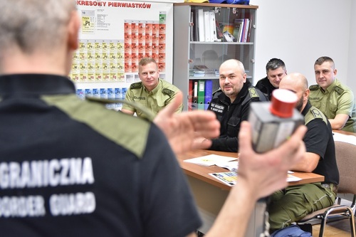 Grupa kursantów podczas zajęć Grupa kursantów podczas zajęć